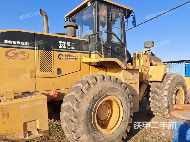 整機(jī)右后45°(整機(jī)外觀及大件) 整機(jī)右后45°(整機(jī)外觀及大件)