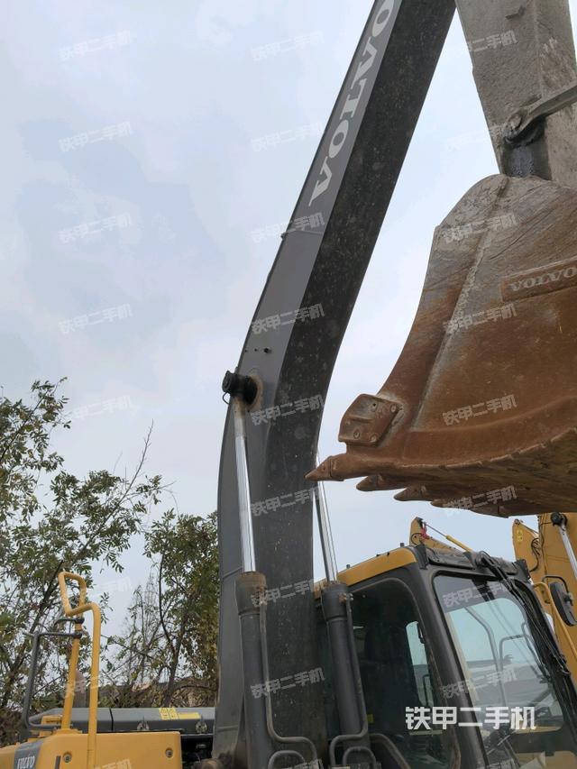 大臂整體?右側(cè)（工作和回轉(zhuǎn)裝置）