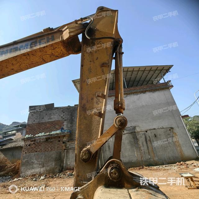 小臂整體左后(工作和回轉(zhuǎn)裝置) 小臂整體左后(工作和回轉(zhuǎn)裝置)
