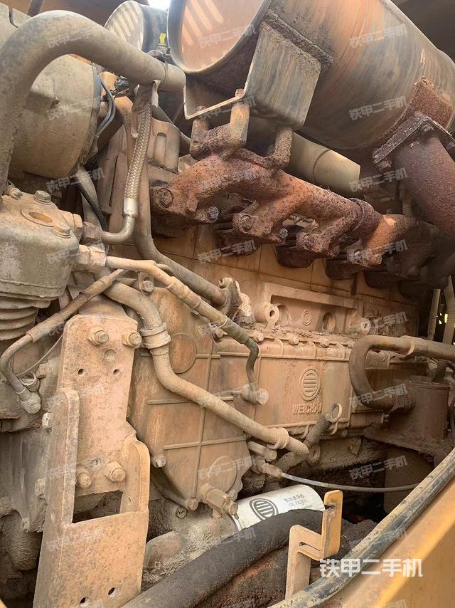 發(fā)動機(jī)右側(cè)(整機(jī)外觀及大件) 發(fā)動機(jī)右側(cè)(整機(jī)外觀及大件)