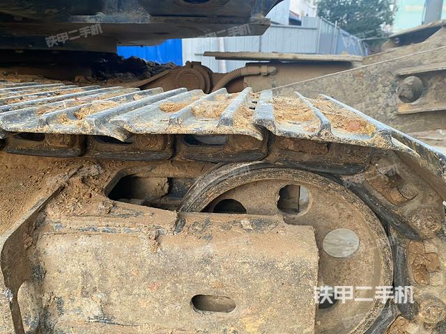 右導(dǎo)向輪（行走機(jī)構(gòu)）