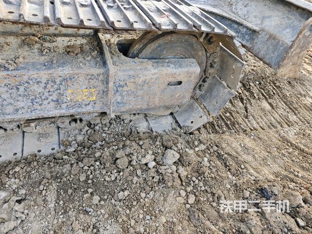 右導(dǎo)向輪（行走機(jī)構(gòu)）