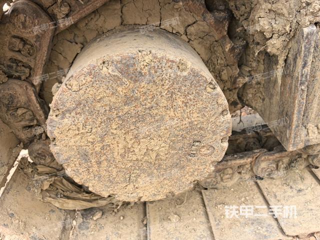 右側(cè)行走馬達(dá)蓋板(行走機(jī)構(gòu)) 右側(cè)行走馬達(dá)蓋板(行走機(jī)構(gòu))