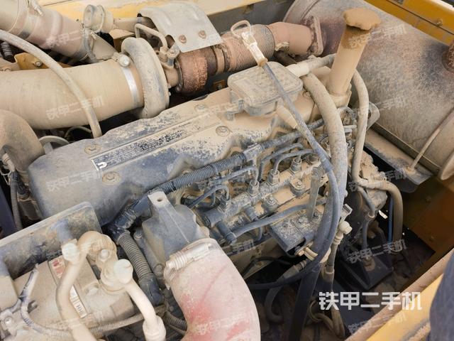 氣門室蓋螺絲特寫(上車部件) 氣門室蓋螺絲特寫(上車部件)