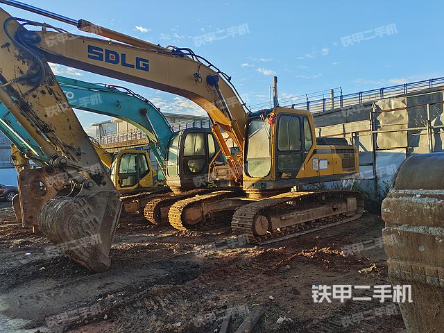 山東臨工E6250F挖掘機