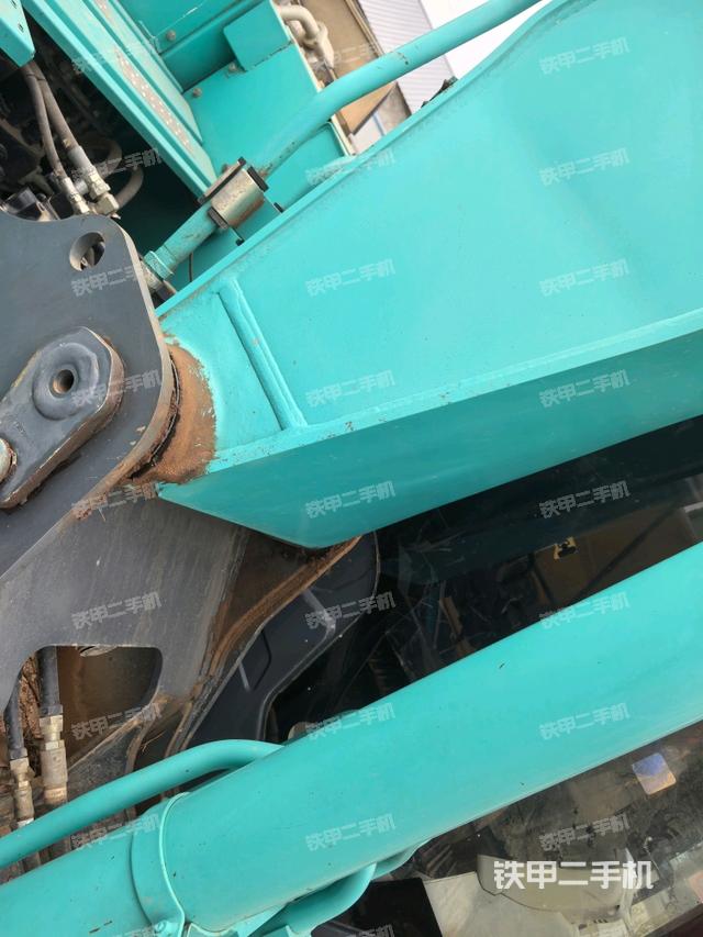 大臂根部?斜視(工作和回轉(zhuǎn)裝置) 大臂根部?斜視(工作和回轉(zhuǎn)裝置)