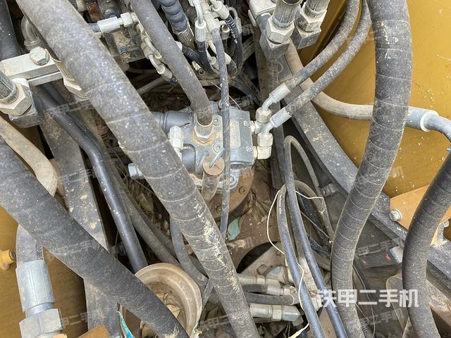 回轉(zhuǎn)馬達(dá)（上車(chē)部件）