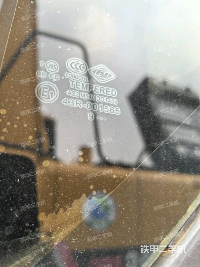 后窗玻璃角標(biāo)(駕駛室部分) 后窗玻璃角標(biāo)(駕駛室部分)