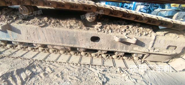 右側(cè)履帶整體（行走機構(gòu)）