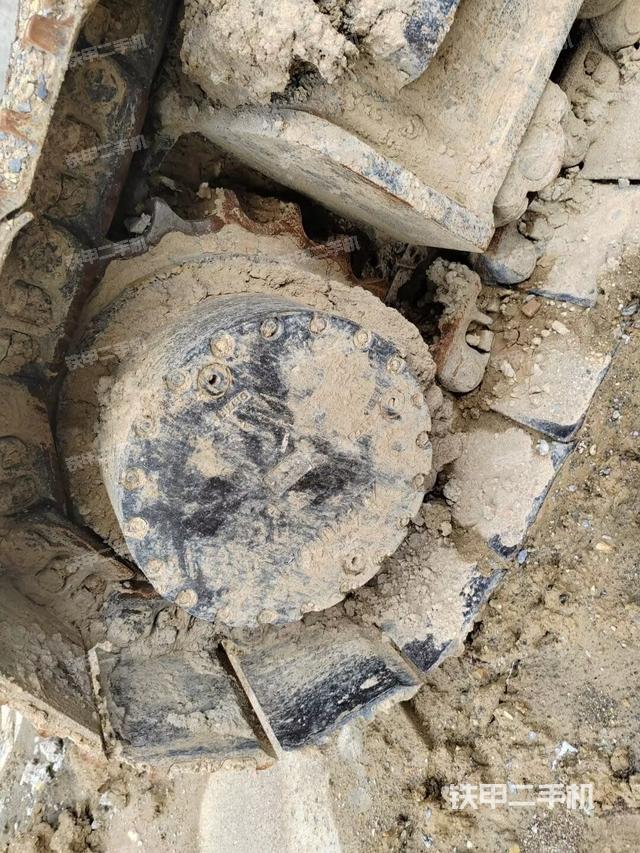 左驅(qū)動(dòng)輪(行走機(jī)構(gòu)) 左驅(qū)動(dòng)輪(行走機(jī)構(gòu))