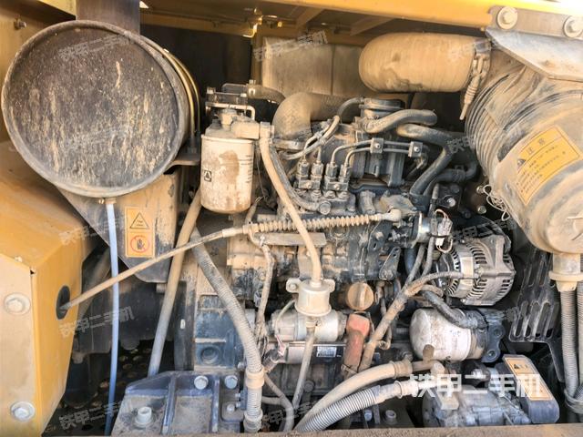 發(fā)動(dòng)機(jī)整體俯視（整機(jī)外觀）