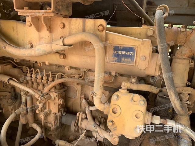 發(fā)動機右側（整機外觀及大件）