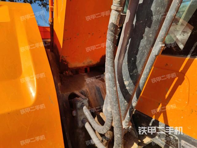 大臂根部?斜(工作和回轉(zhuǎn)裝置) 大臂根部?斜(工作和回轉(zhuǎn)裝置)