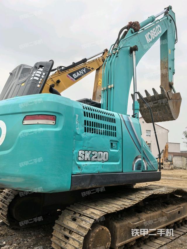 右后45(整機(jī)外觀) 右后45(整機(jī)外觀)