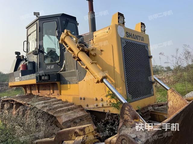 整機右側(設備外觀及核心部件) 整機右側(設備外觀及核心部件)