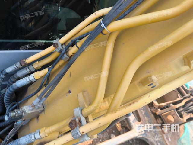 小臂整體左后（工作和回轉(zhuǎn)裝置）