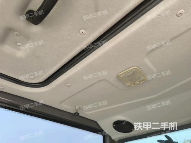 后窗玻璃角標(biāo)（駕駛室部分）