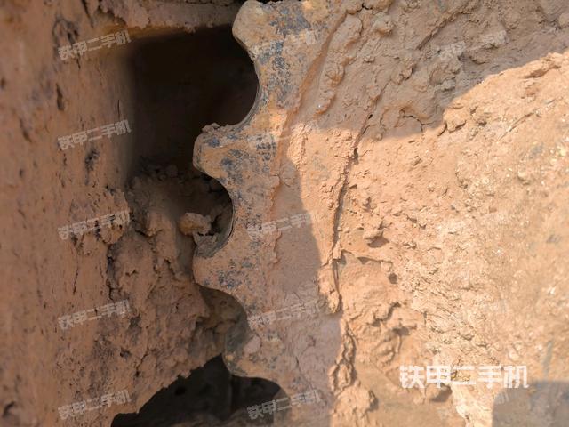 左托鏈輪和鏈筋（行走機(jī)構(gòu)）