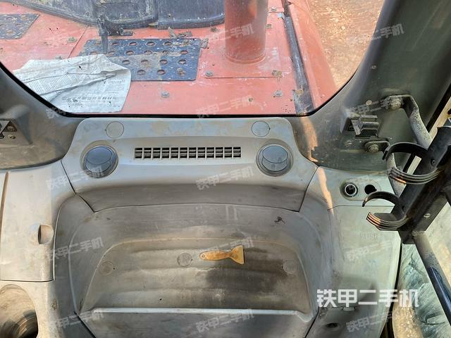 座椅后部（駕駛室部分）