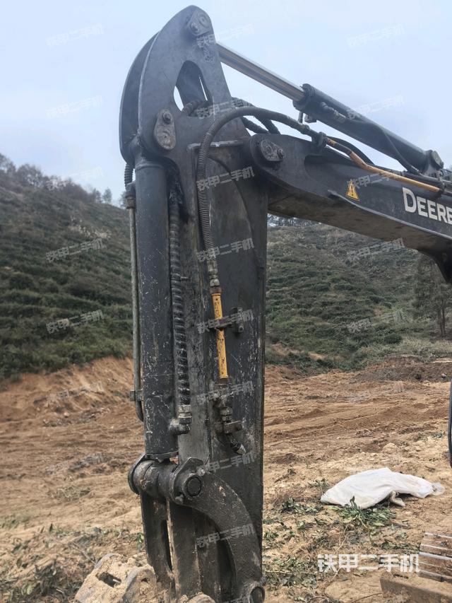 小臂整體左后（工作和回轉(zhuǎn)裝置）