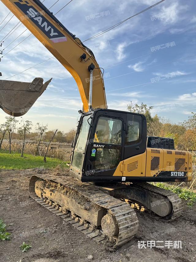 駕駛室左前45度（駕駛室部分）