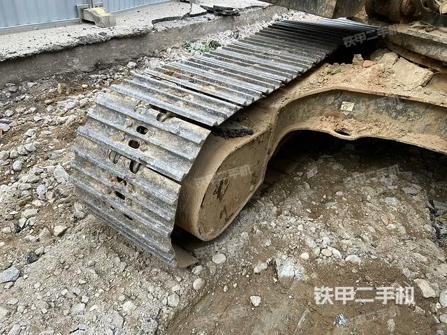 右側(cè)行走馬達(dá)蓋板（行走機(jī)構(gòu)）