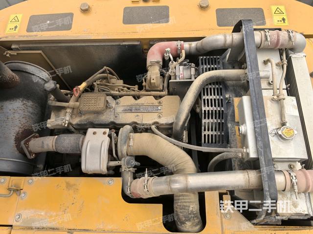 發(fā)動機室(上車部件) 發(fā)動機室(上車部件)