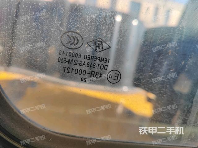 后窗玻璃角標(biāo)(駕駛室部分) 后窗玻璃角標(biāo)(駕駛室部分)
