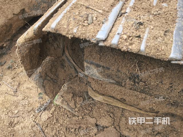 左導(dǎo)向輪（行走機(jī)構(gòu)）