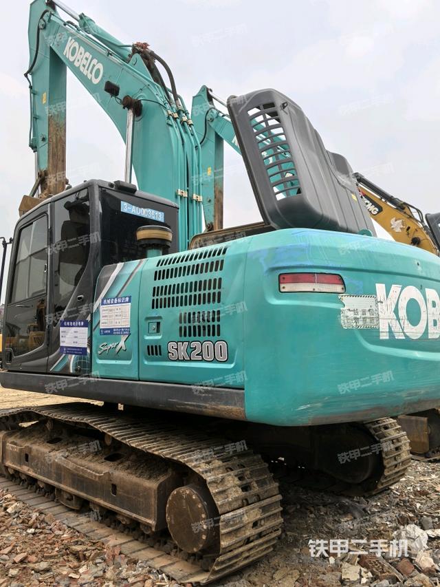 左后45(整機(jī)外觀) 左后45(整機(jī)外觀)