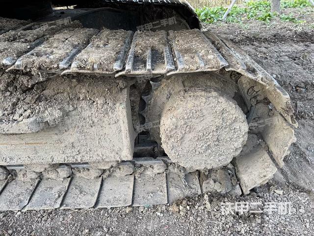 右驅(qū)動(dòng)輪（行走機(jī)構(gòu)）