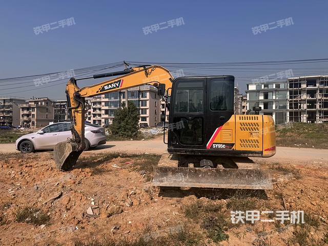 右后45(整機(jī)外觀) 右后45(整機(jī)外觀)