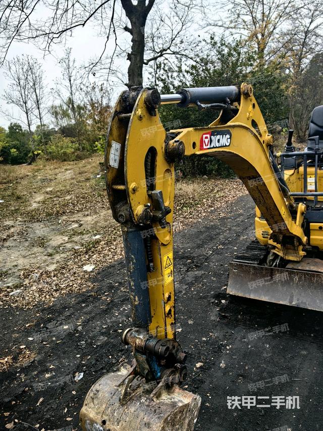 大臂整體?右側(cè)（工作和回轉(zhuǎn)裝置）