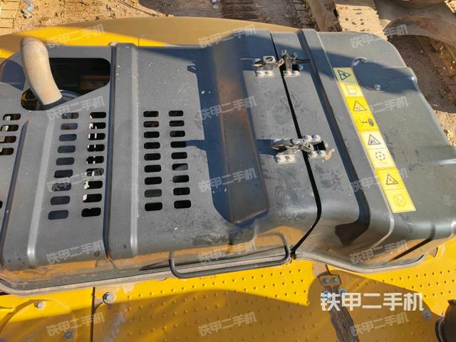 水箱+風(fēng)扇特寫(上車部件) 水箱+風(fēng)扇特寫(上車部件)