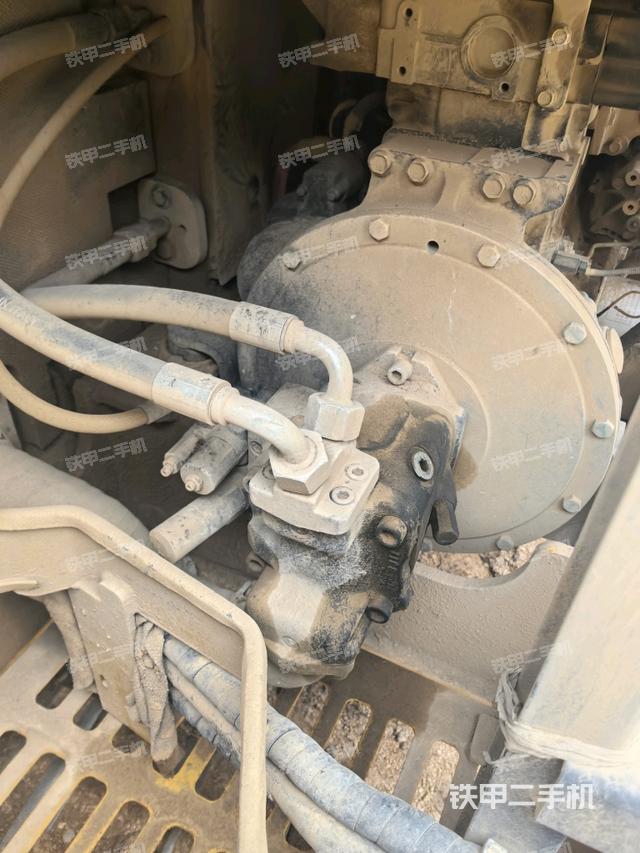 液壓泵室（大件艙室）