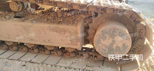 右側(cè)行走馬達蓋板（行走機構(gòu)）