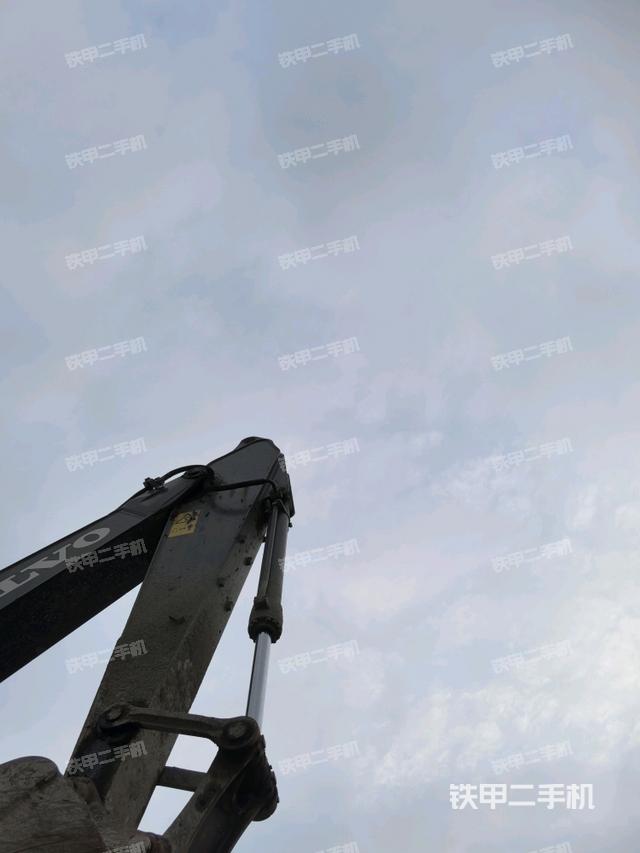 小臂整體左后（工作和回轉(zhuǎn)裝置）