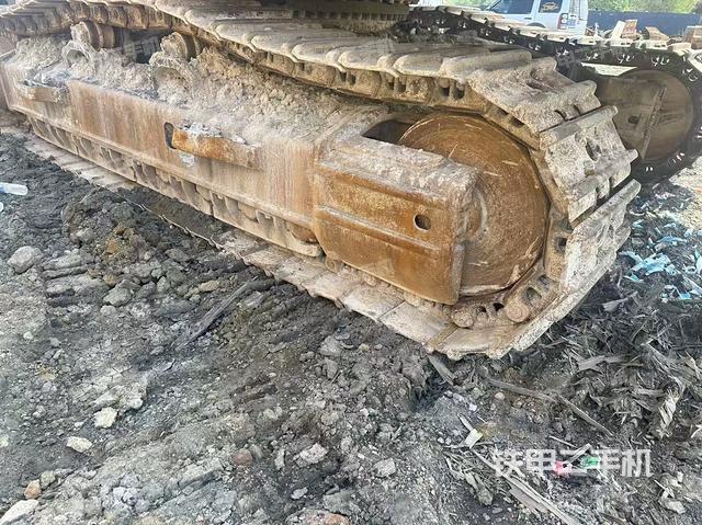 單側履帶整體（整機外觀）