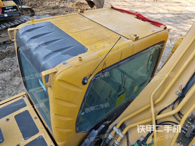 駕駛室頂部俯視（上車部件）