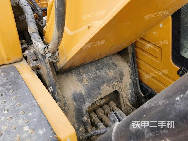 大臂根部?斜視（工作和回轉(zhuǎn)裝置）