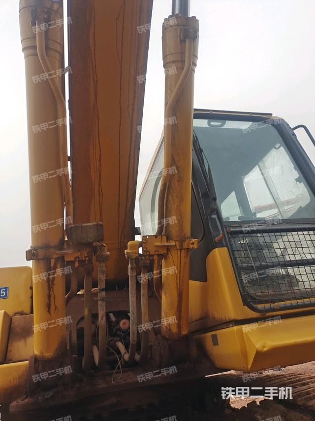 大臂根部?斜視（工作和回轉(zhuǎn)裝置）