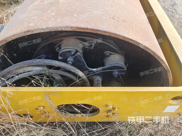 儀表盤全景（壓路機駕駛室）