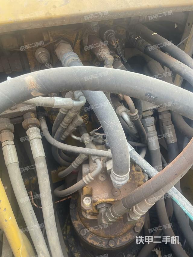 駕駛室頂部俯視（上車部件）