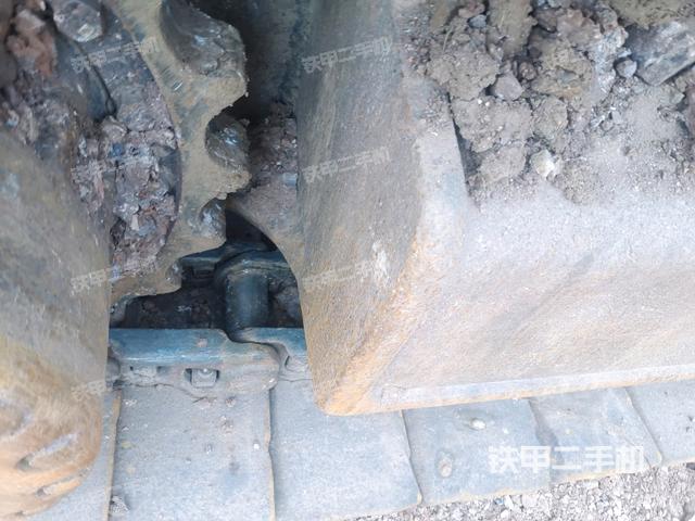 左側(cè)行走馬達(dá)蓋板（行走機(jī)構(gòu)）