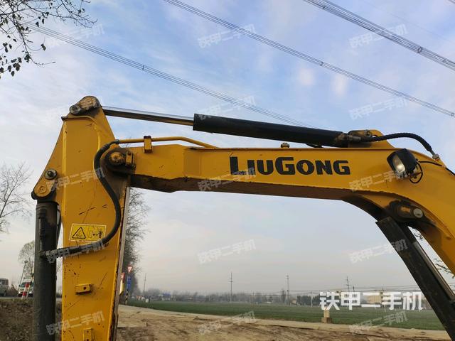 小臂整體右前（工作和回轉(zhuǎn)裝置）