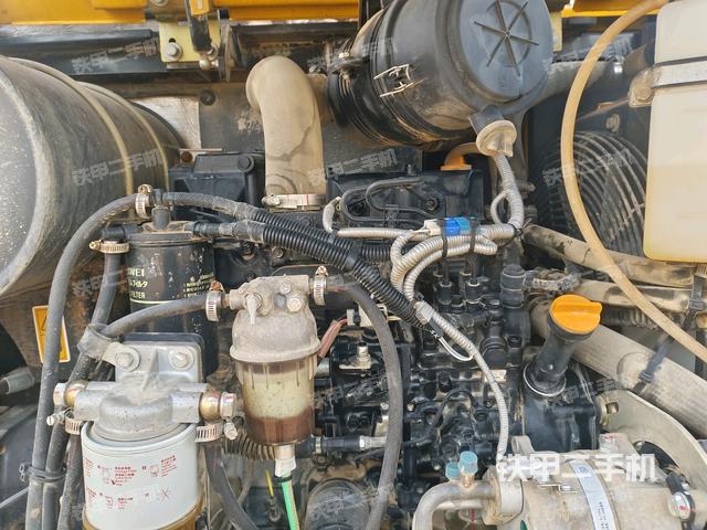 發(fā)動機(jī)室（上車部件）