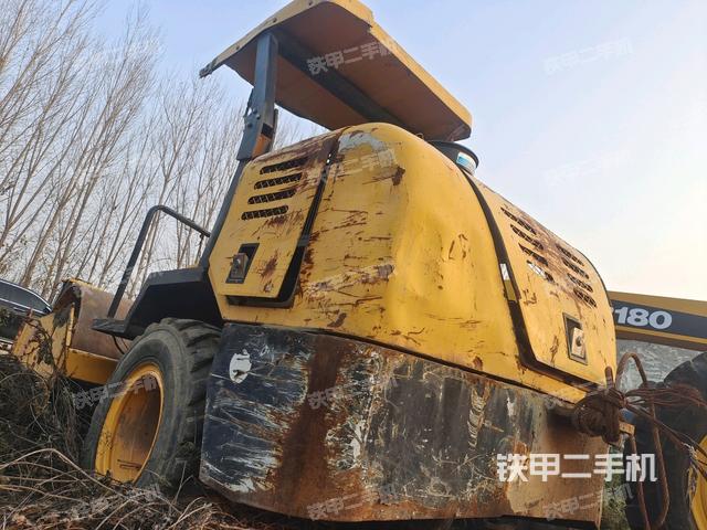 左后45°（壓路機(jī)整機(jī)外觀）