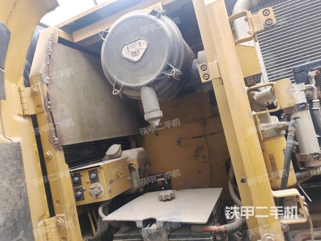 散熱器正面（大件艙室）