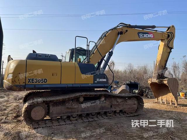 整機(jī)右后45°(整機(jī)外觀) 整機(jī)右后45°(整機(jī)外觀)