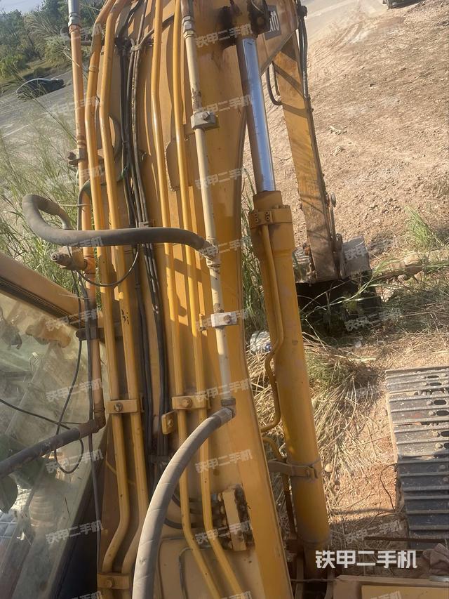 大臂整體?右側(cè)（工作和回轉(zhuǎn)裝置）